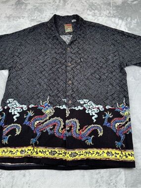VTG Pineapple Connection Shirt Mens L Button Up Y2K Dragons Short Sleeve Rayon